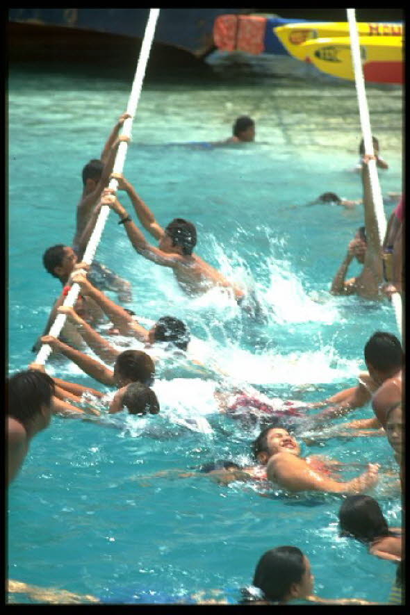 Die Kinder haben mit allem Spaß