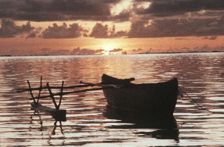 Abendstimmung mit Pirogue